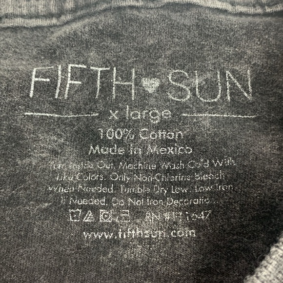 1997 Sweet Rock World Tour Graphic Crop Tshirt Size XL Distressed Black Band Tee - Picture 4 of 9